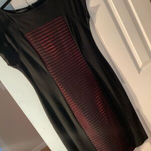 Lafayette 147 New York black/red insert dress. Cap sleeves. Back zip & slit sz 8
